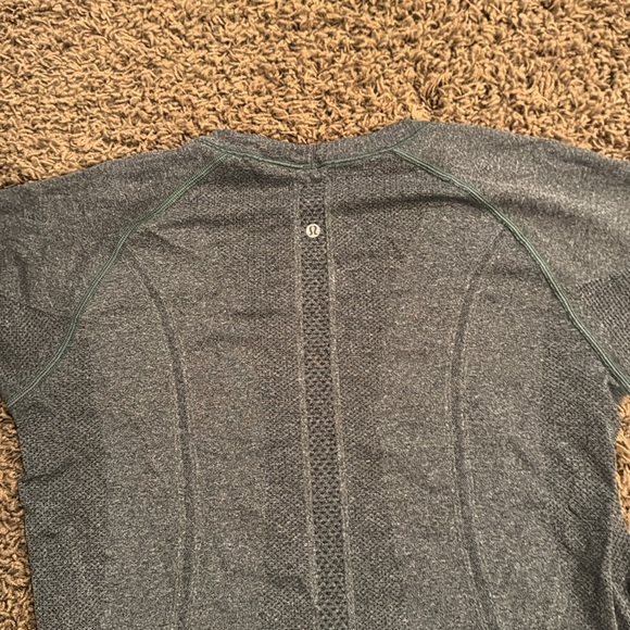 Lululemon run swiftly Short Sleeve - Picture 5 of 5